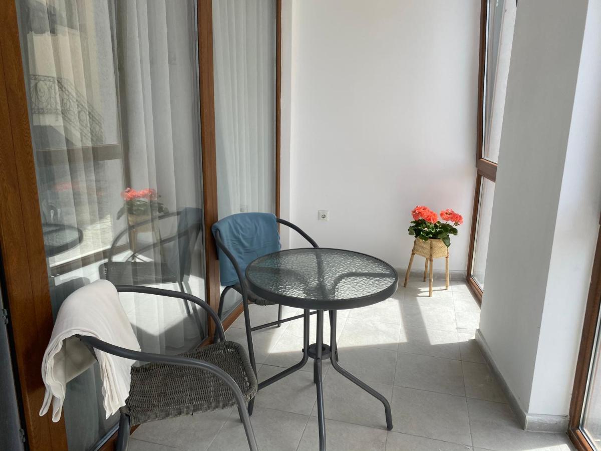 Sea Apartment Maria Baltschik Exterior foto